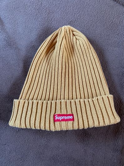 small box logo ニットキャップ