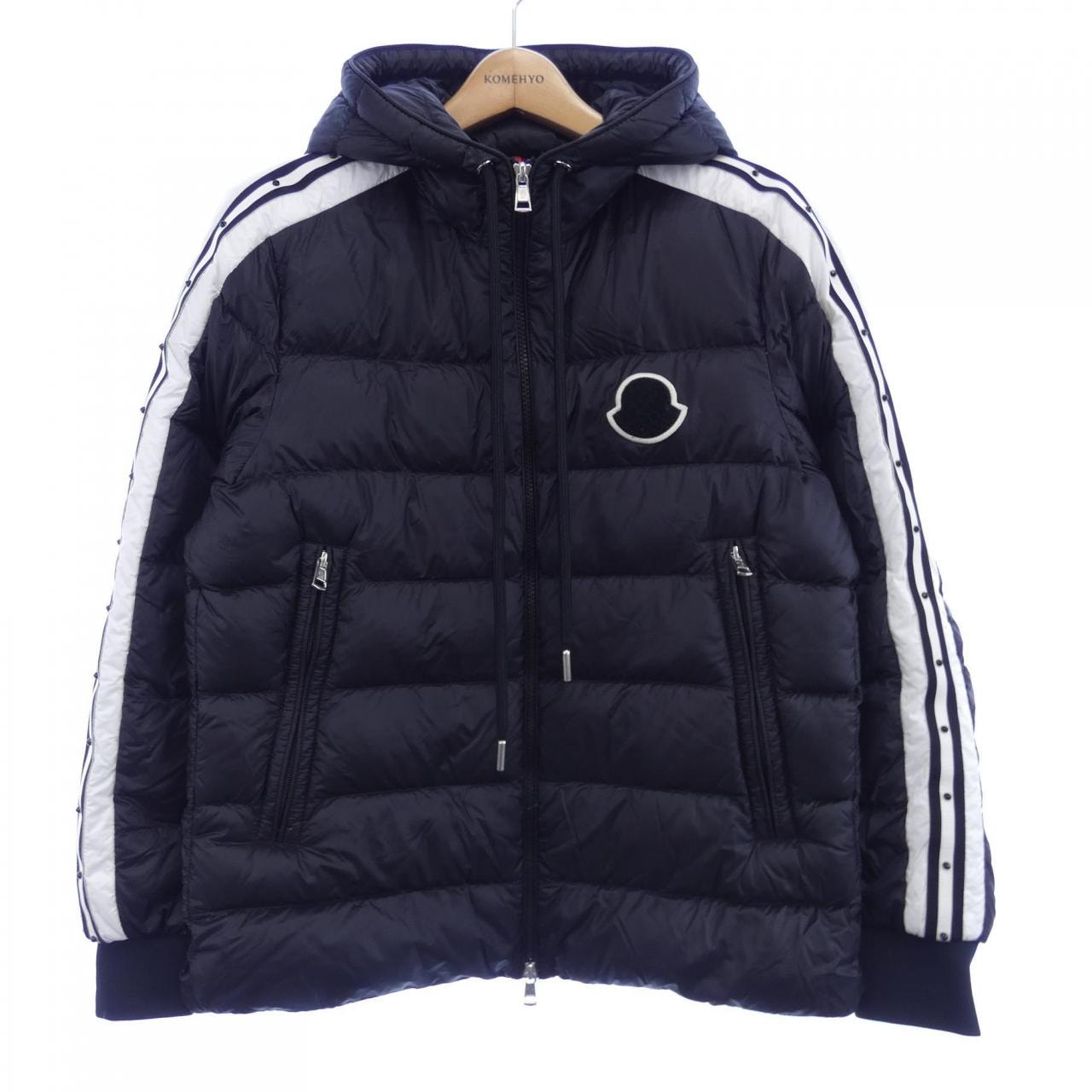 モンクレール MONCLER ダウンジャケット