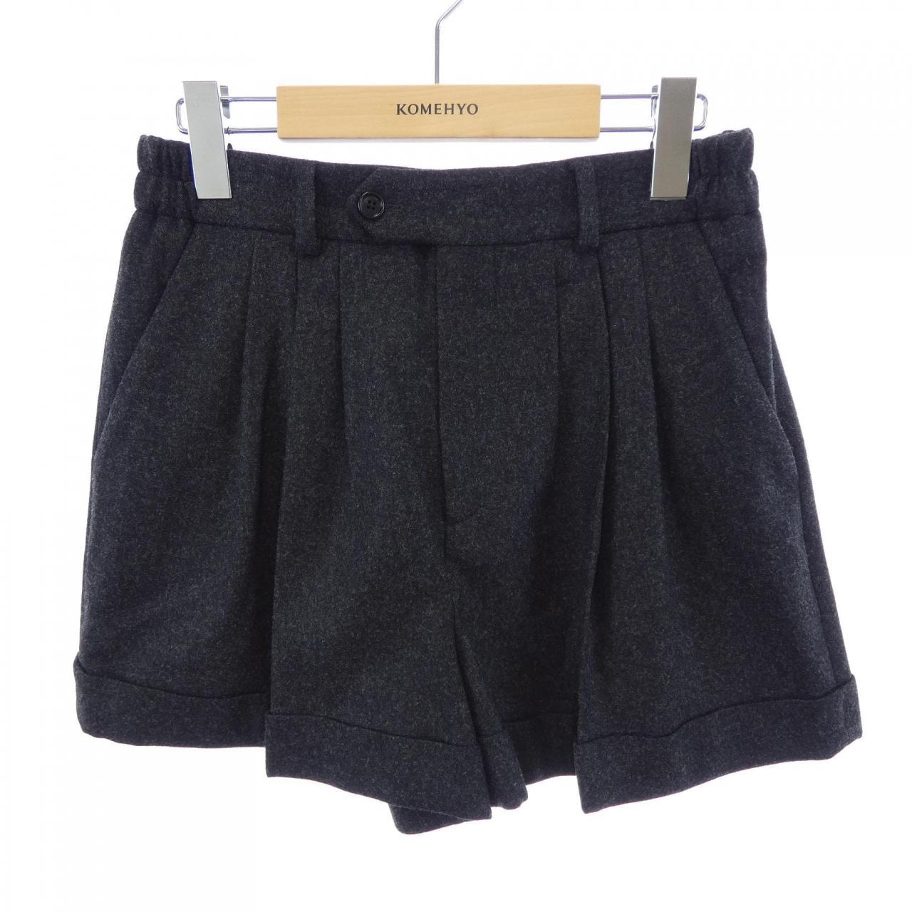 セリーヌ CELINE 2P877095D ショートパンツ