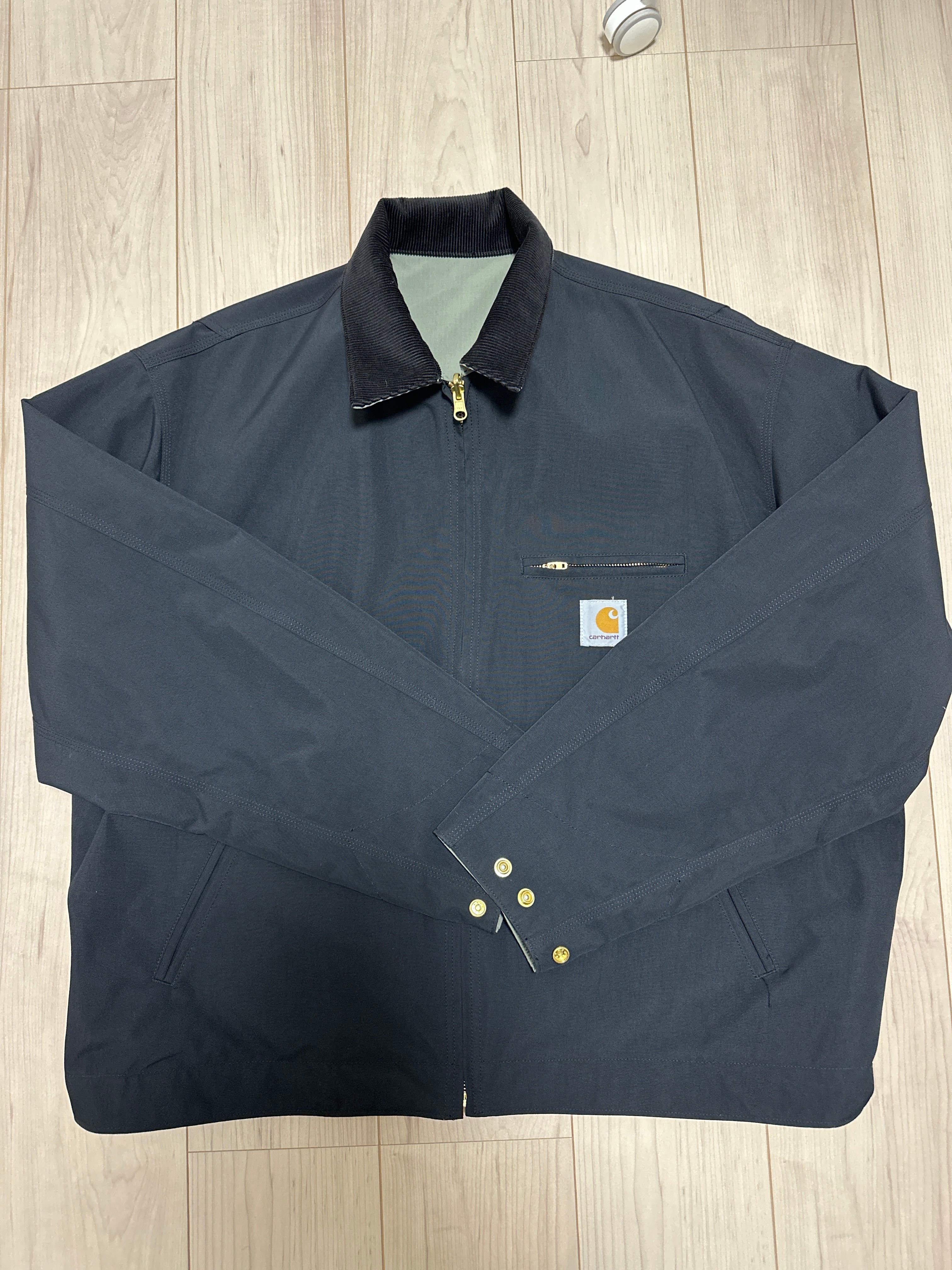 未使用に近い】カーハートWIP x インビンシブル ウィズ 中田慎介