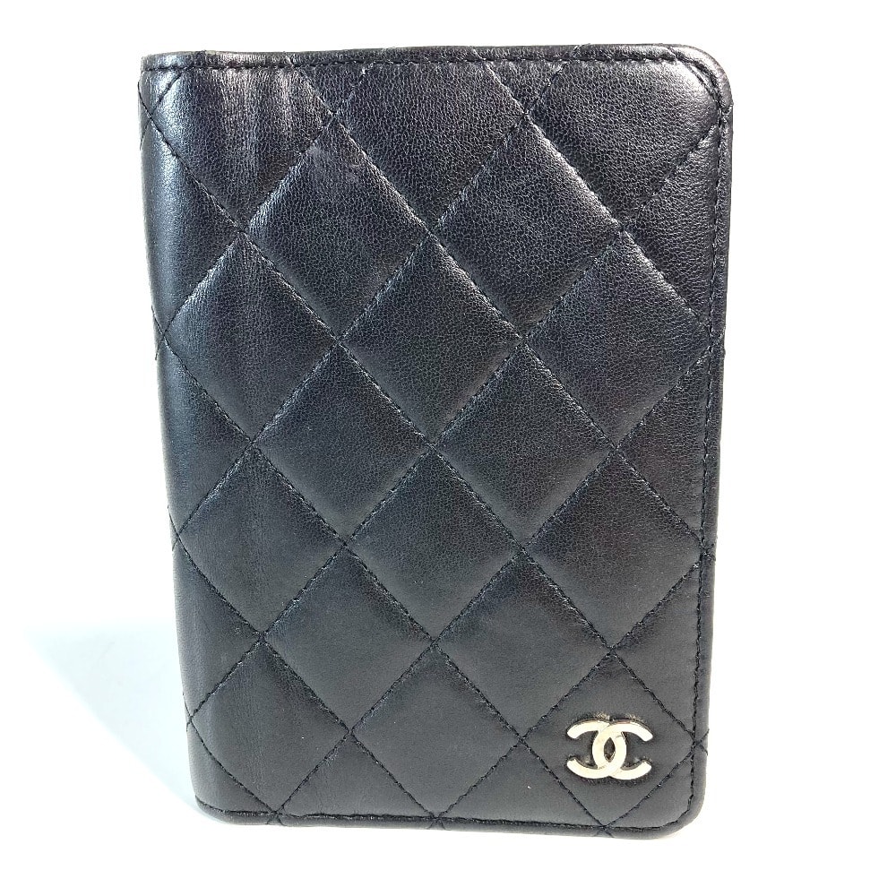 シャネル CHANEL CC ロゴ ココマーク マトラッセ キルティング カバー ケース ステーショナリー パスポートケース レザー ブラック