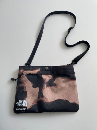 Supreme x The North Face Bleached Denim Print Shoulder Bag "Black"