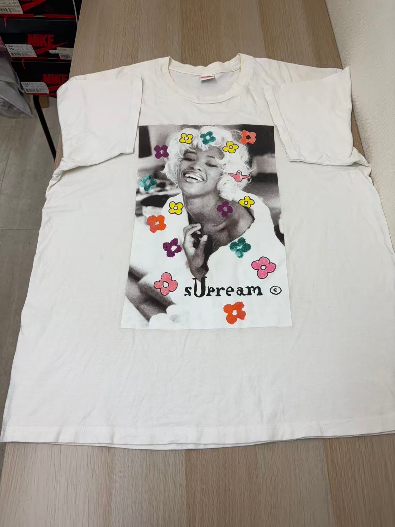 Supreme Naomi Tee "White"