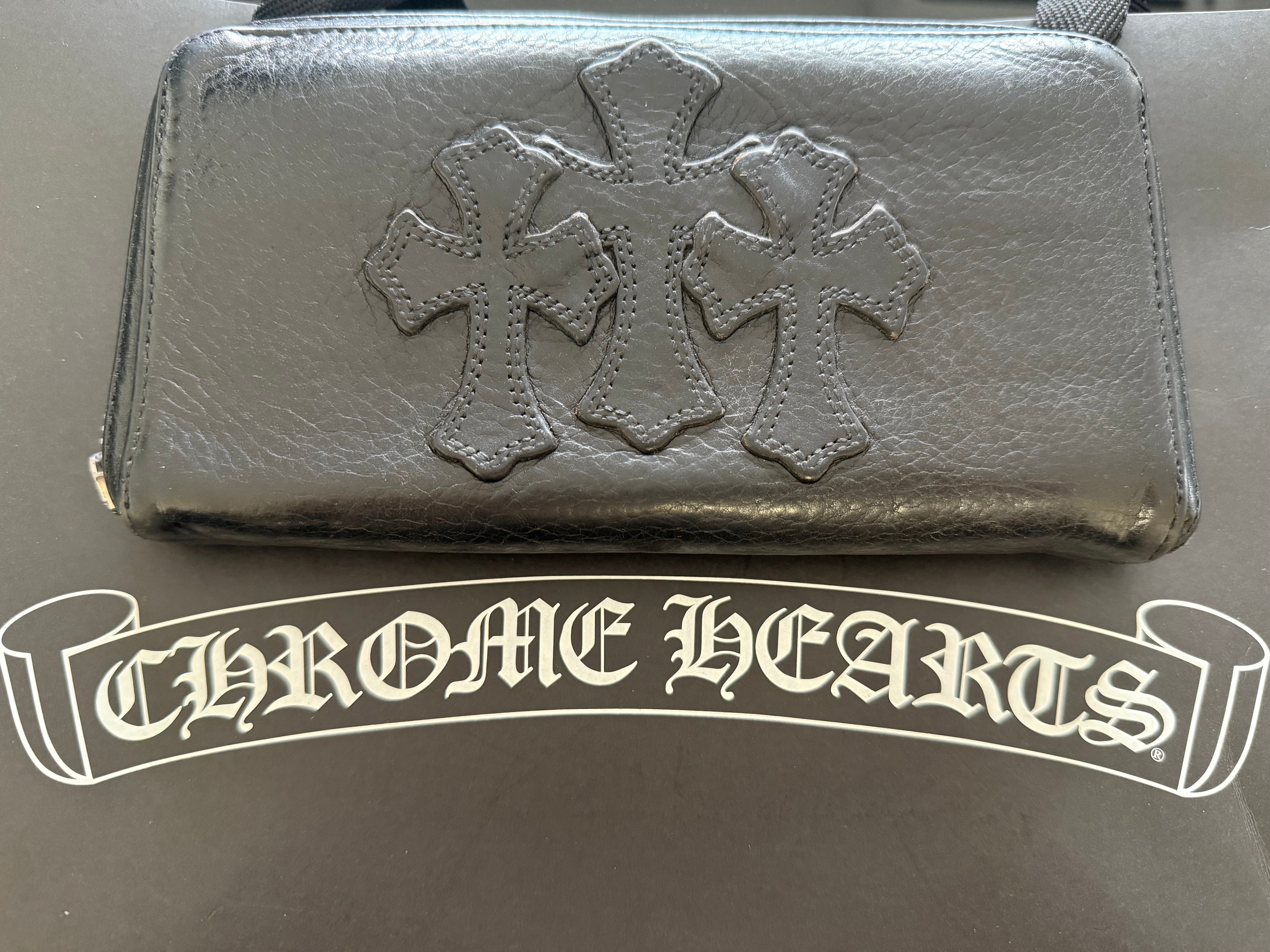 クロムハーツ レクタンギュラー F ジップ ウォレット / 3セメタリー クロス （ヘビー レザー） "ブラック"