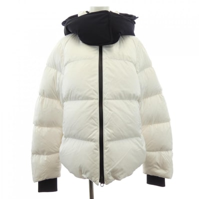 バーバリー BURBERRY 8061038 ダウンコート