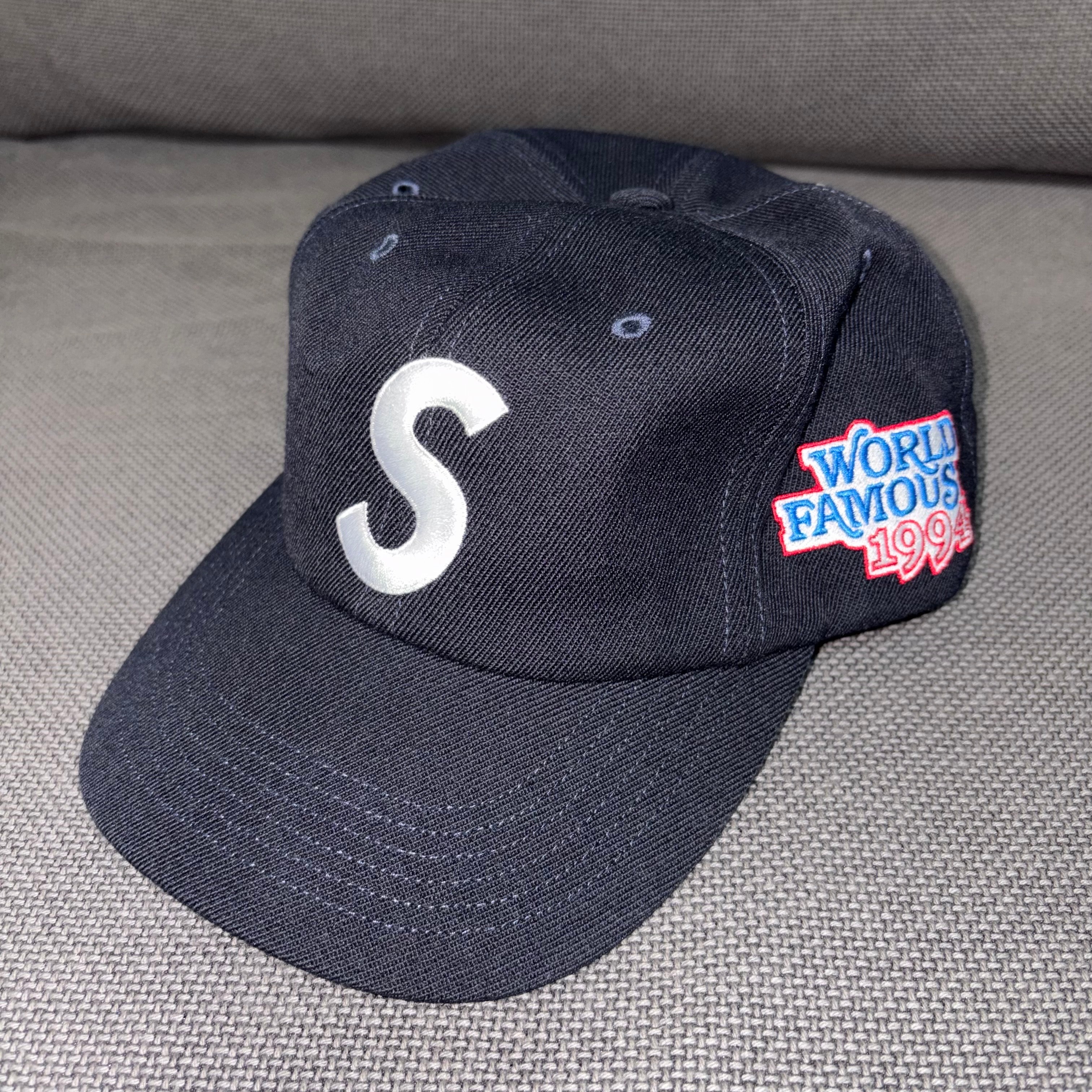 Supreme World Famous S Logo 6-Panel "Navy"