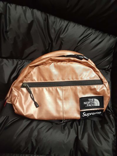 Supreme x The North Face Metallic Roo II Lumber Pack "Pink"