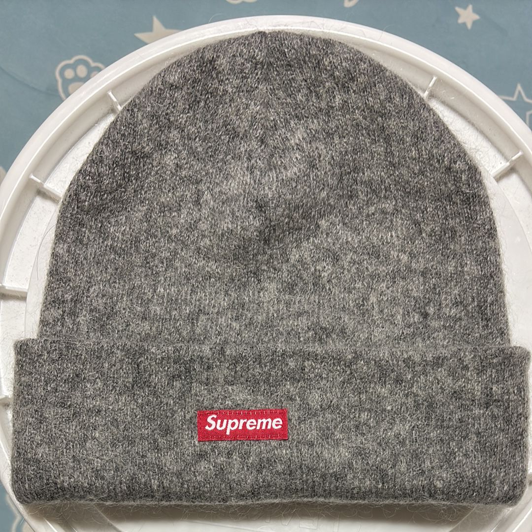 Supreme Mohair Beanie "Grey"