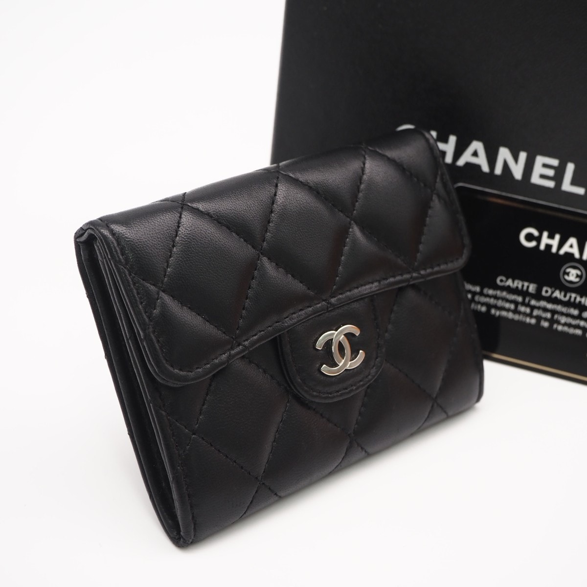 美品 CHANEL シャネル マトラッセ カードケース A31504 カードケース ブラック ラムスキン レディース