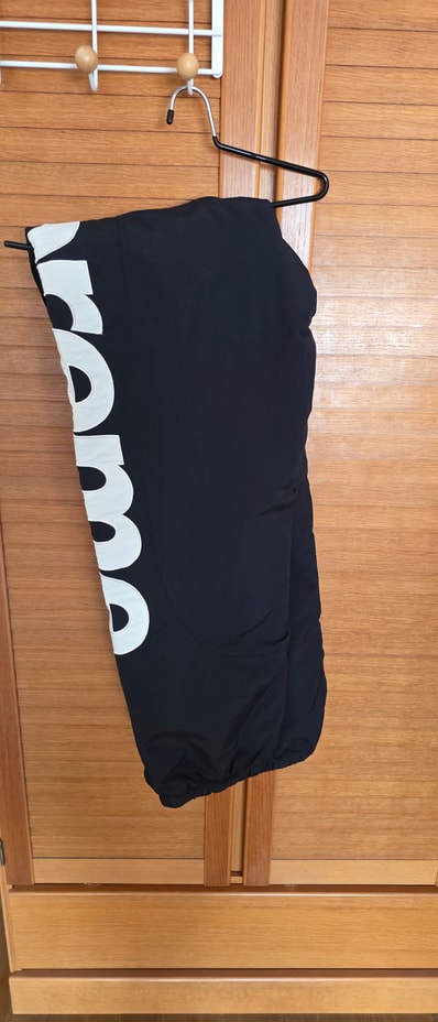 Supreme Spellout Track Pant "Black"