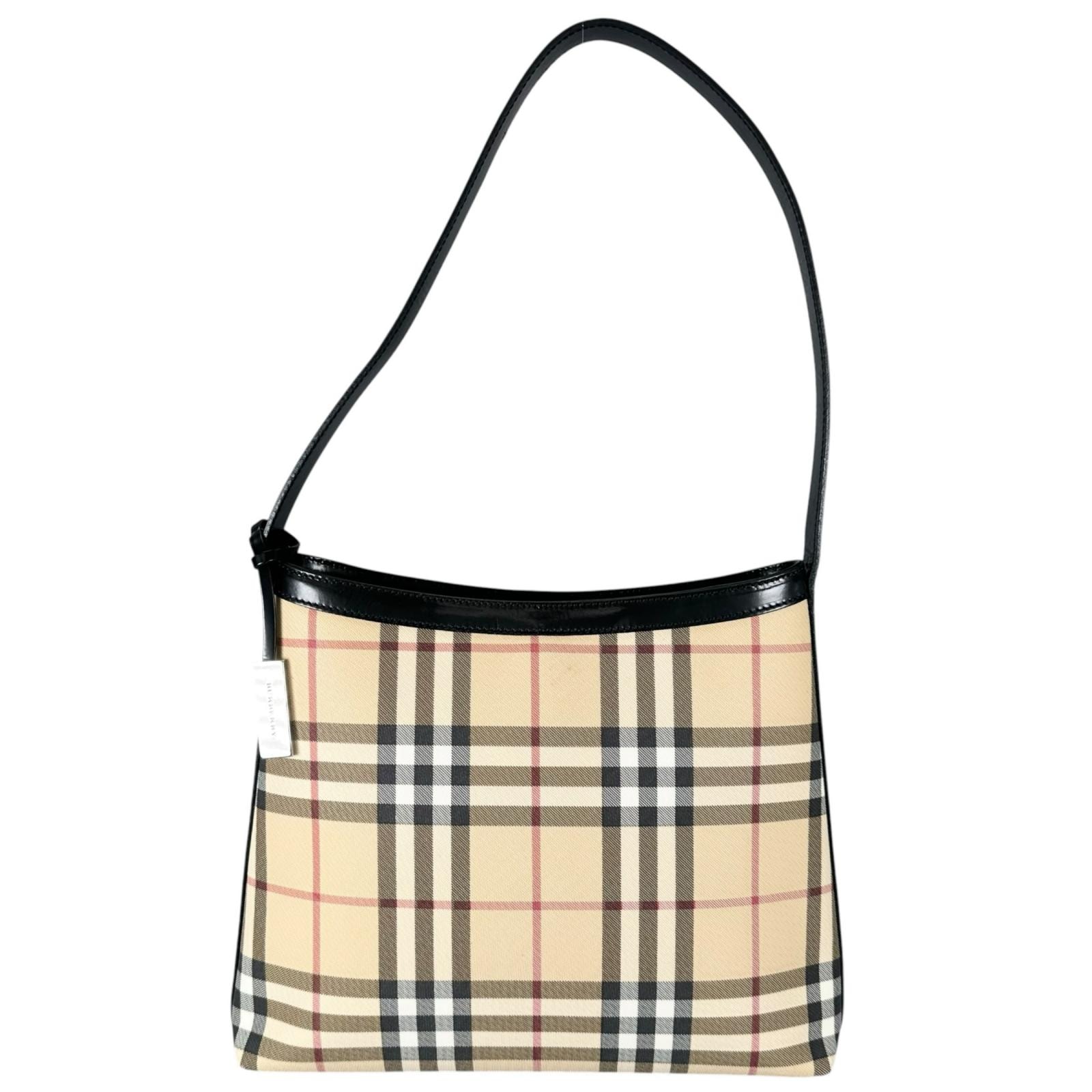 美品 BURBERRY バーバリー ショルダーバッグ レザー ブラック レディース ノバチェック【中古】