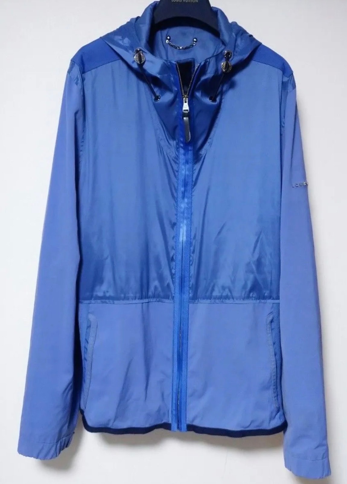 ルイヴィトン フーデッドブルゾン スカイブルー 52