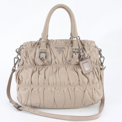 ■美品 プラダ ショルダーバッグ レザー