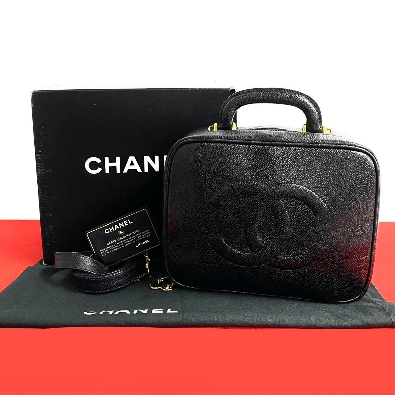 CHANEL シャネル ココマーク キャビアスキン レザー ショルダーバッグ ブラック
 98559