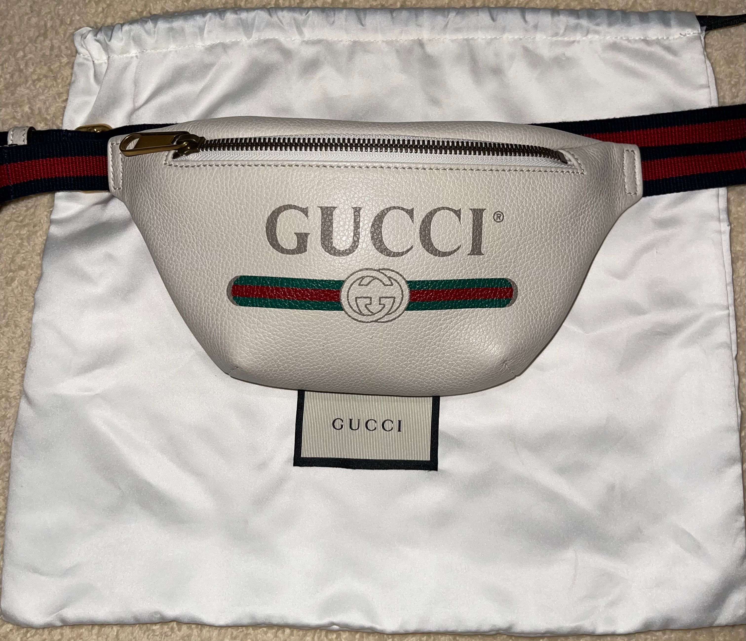GUCCI Vintage Logo Print Leather Small Belt Bag "White"