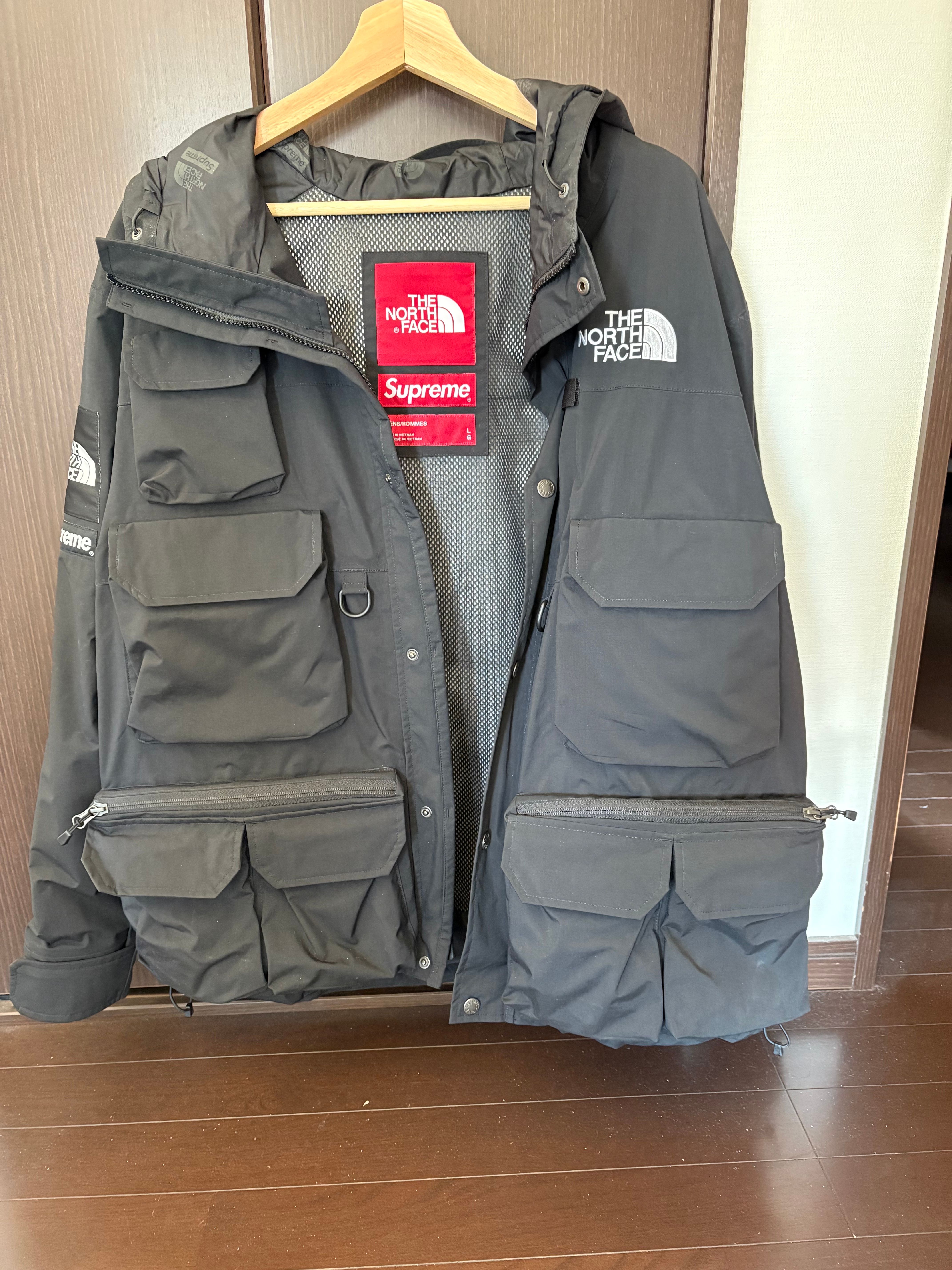 Supreme x The North Face Cargo Jacket "Black"