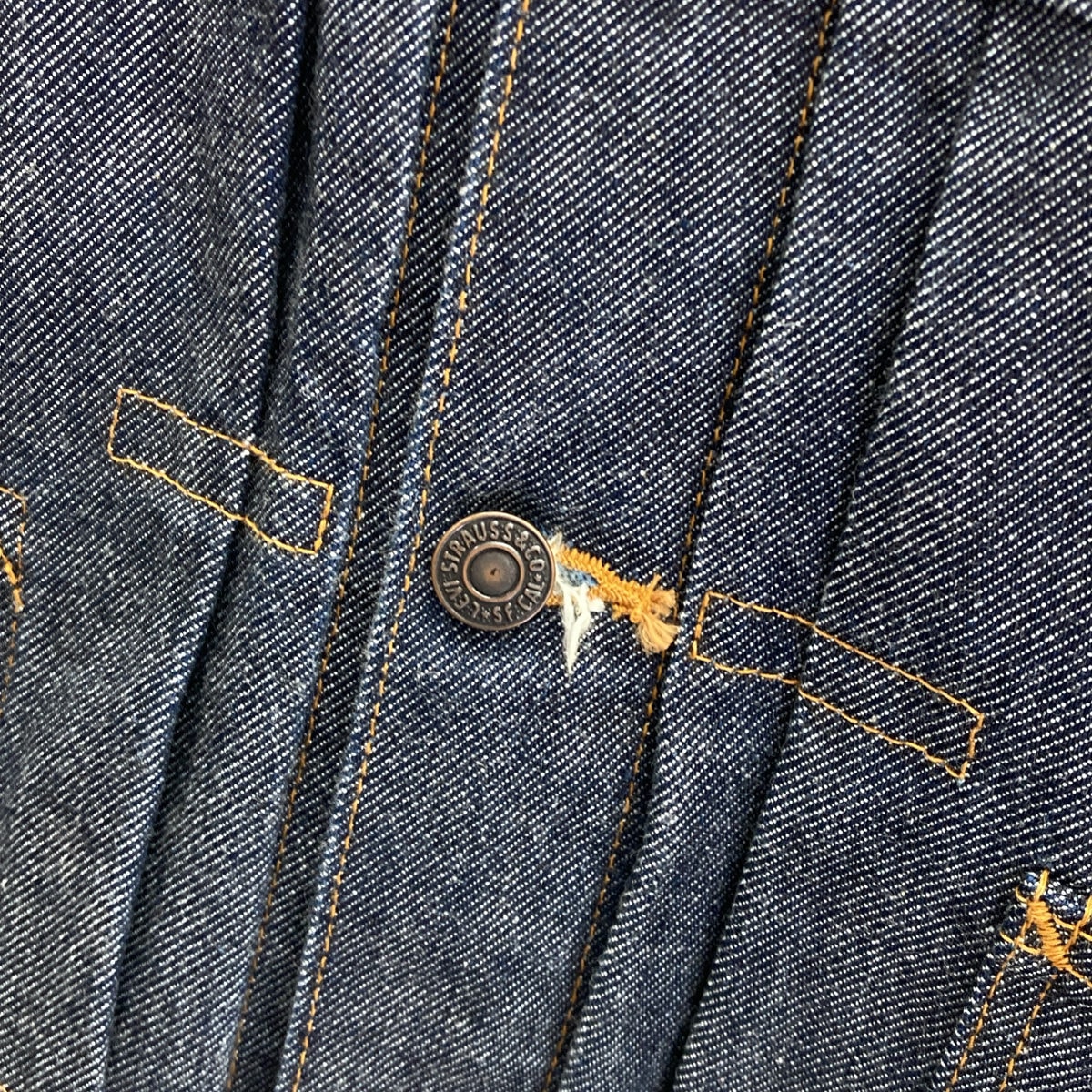 B (目立った傷や汚れなし)】リーバイス 70503-03 1st デニムジャケット