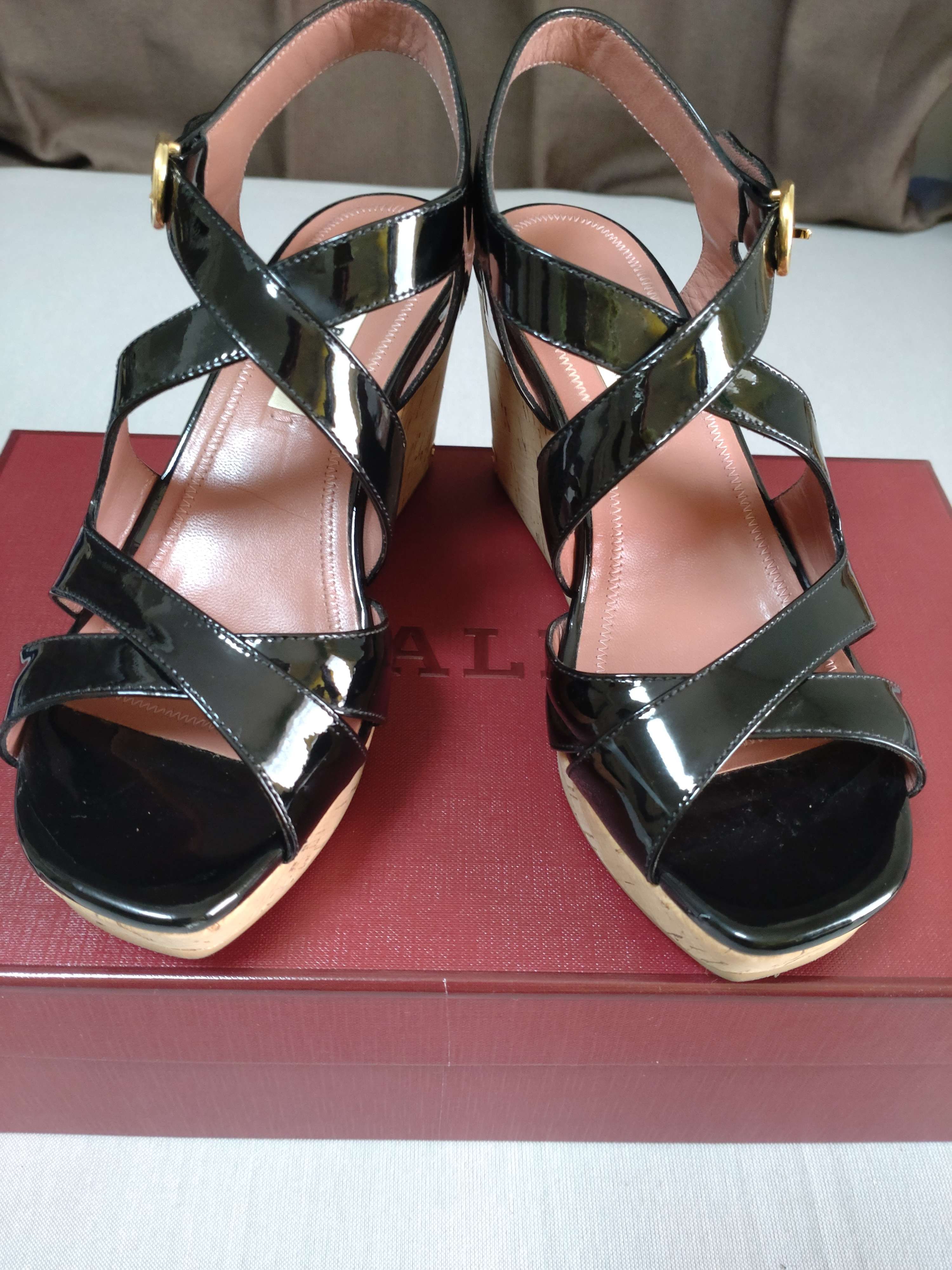 BALLY パンプス