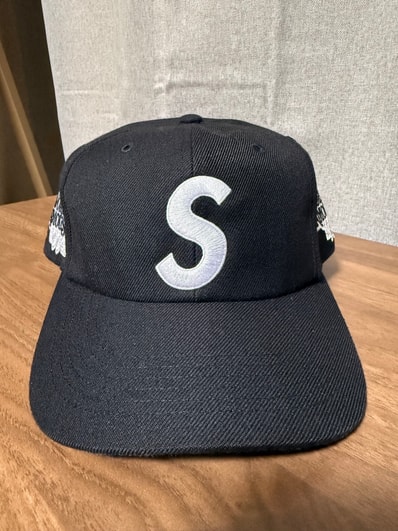 Supreme World Famous S Logo 6-Panel (26SS) "Black"