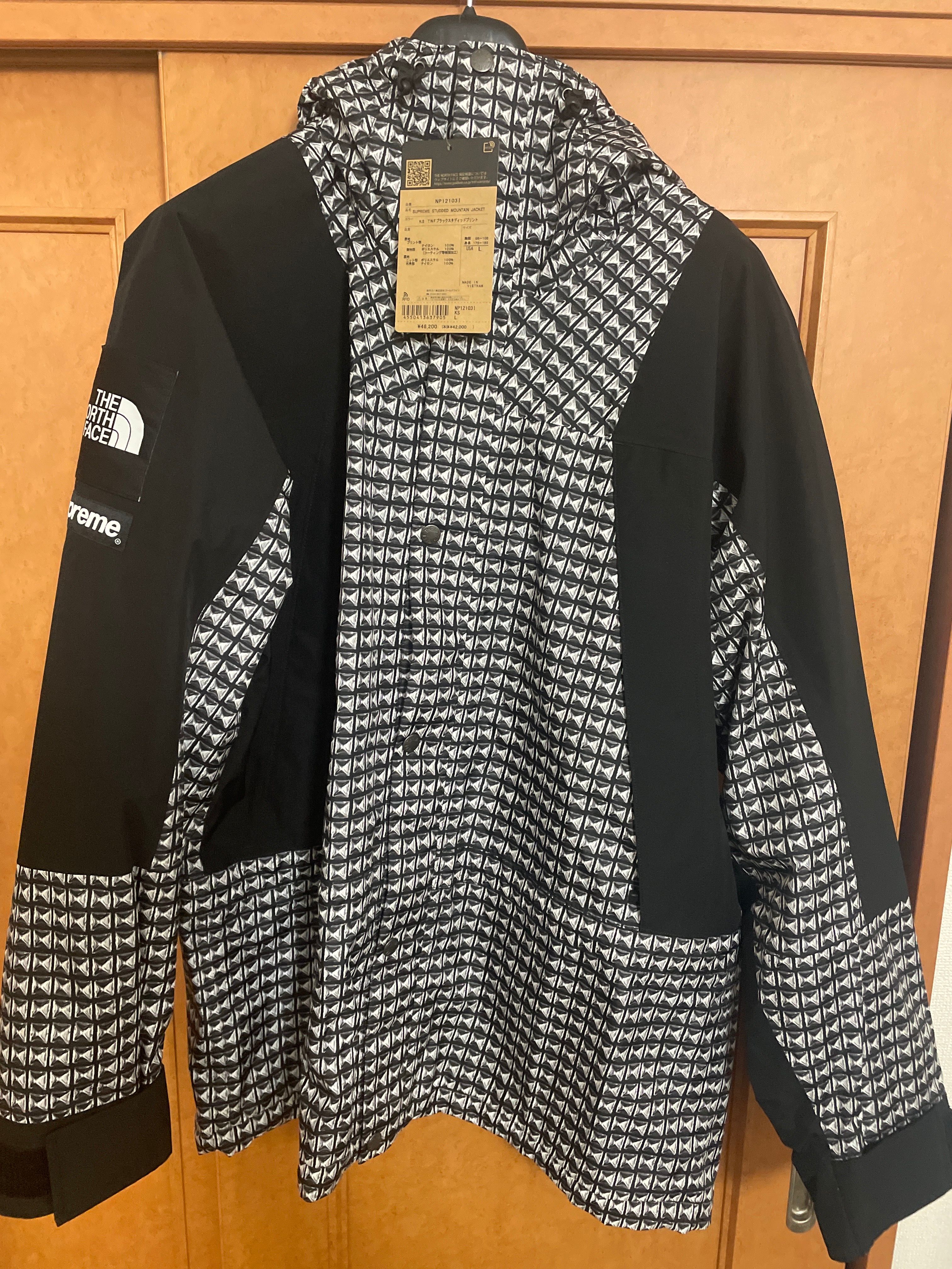 Supreme x The North Face Studded Mountain Light Jacket "Black"