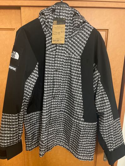 Supreme x The North Face Studded Mountain Light Jacket "Black"