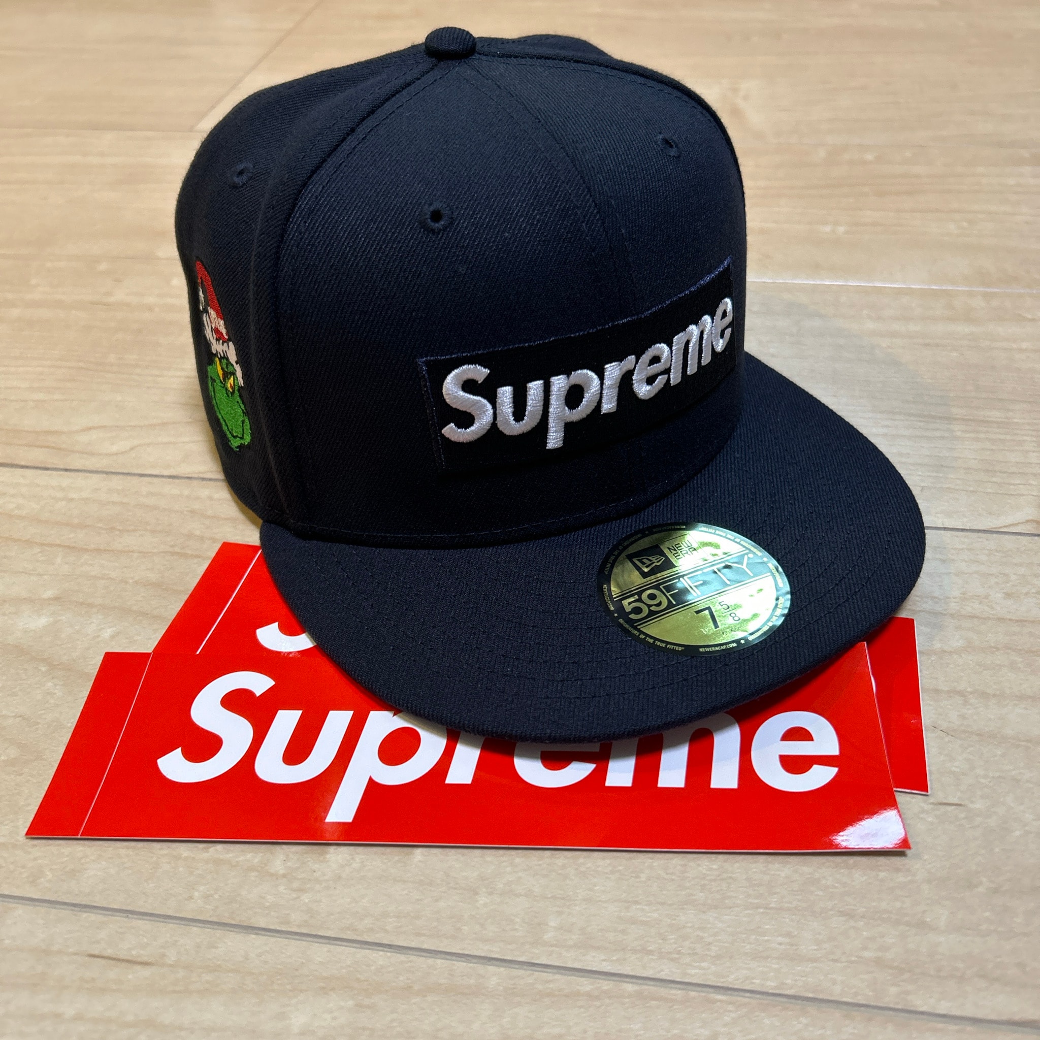 Supreme Grinch Box Logo New Era "Navy"