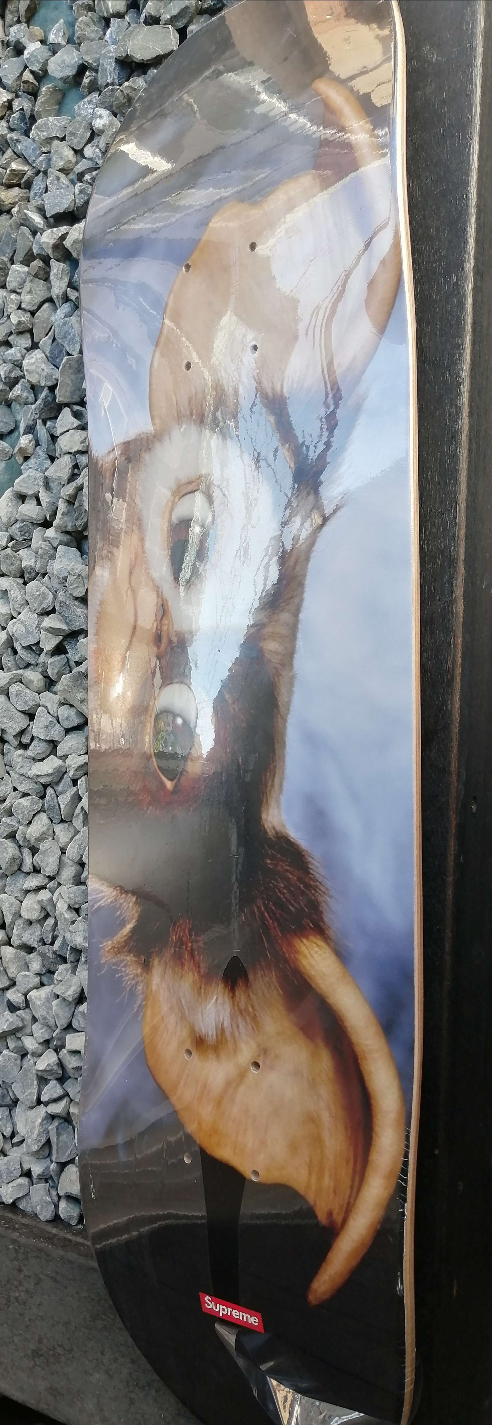 Supreme Gremlins Skateboard Supreme Gremlins Skateboard