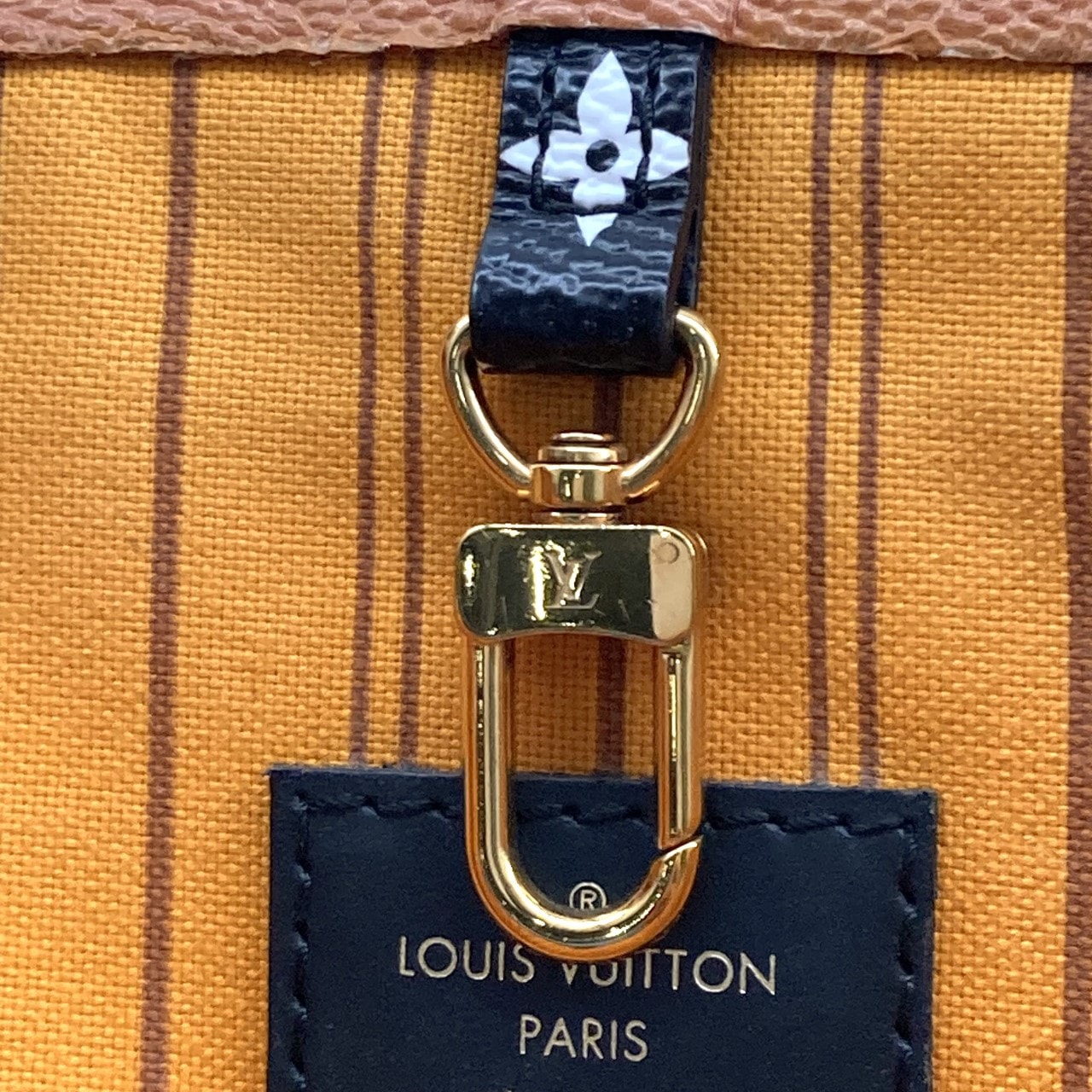 D (傷や汚れあり)】LOUIS VUITTON（ルイ・ヴィトン） オンザゴー GM