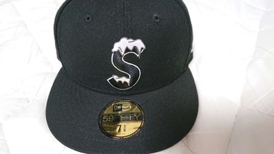 Supreme S Logo New Era® "Black" (20FW)