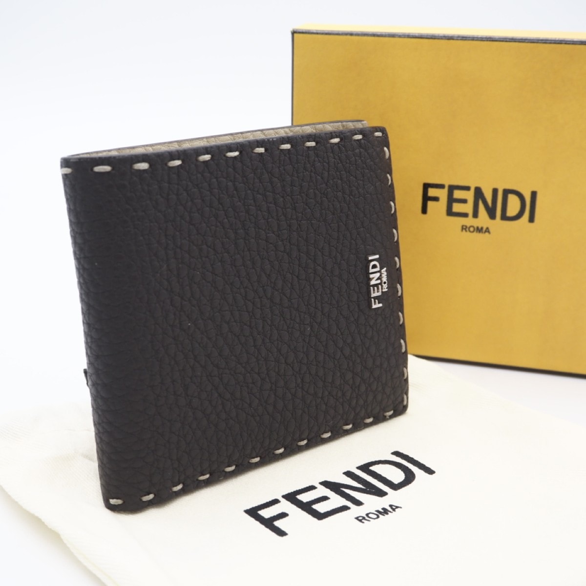 極美品 FENDI フェンディ セレリア バイフォールド ウォレット 7M0169 二つ折り財布 グレー ベージュ カーフレザー メンズ