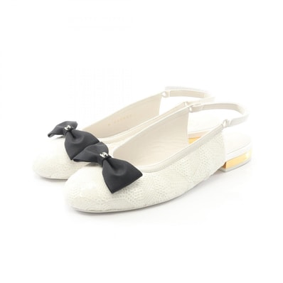 シャネル CHANEL ココマーク パンプス 靴 ラムスキン(羊革) レディース ホワイト系 AG45689 【中古】