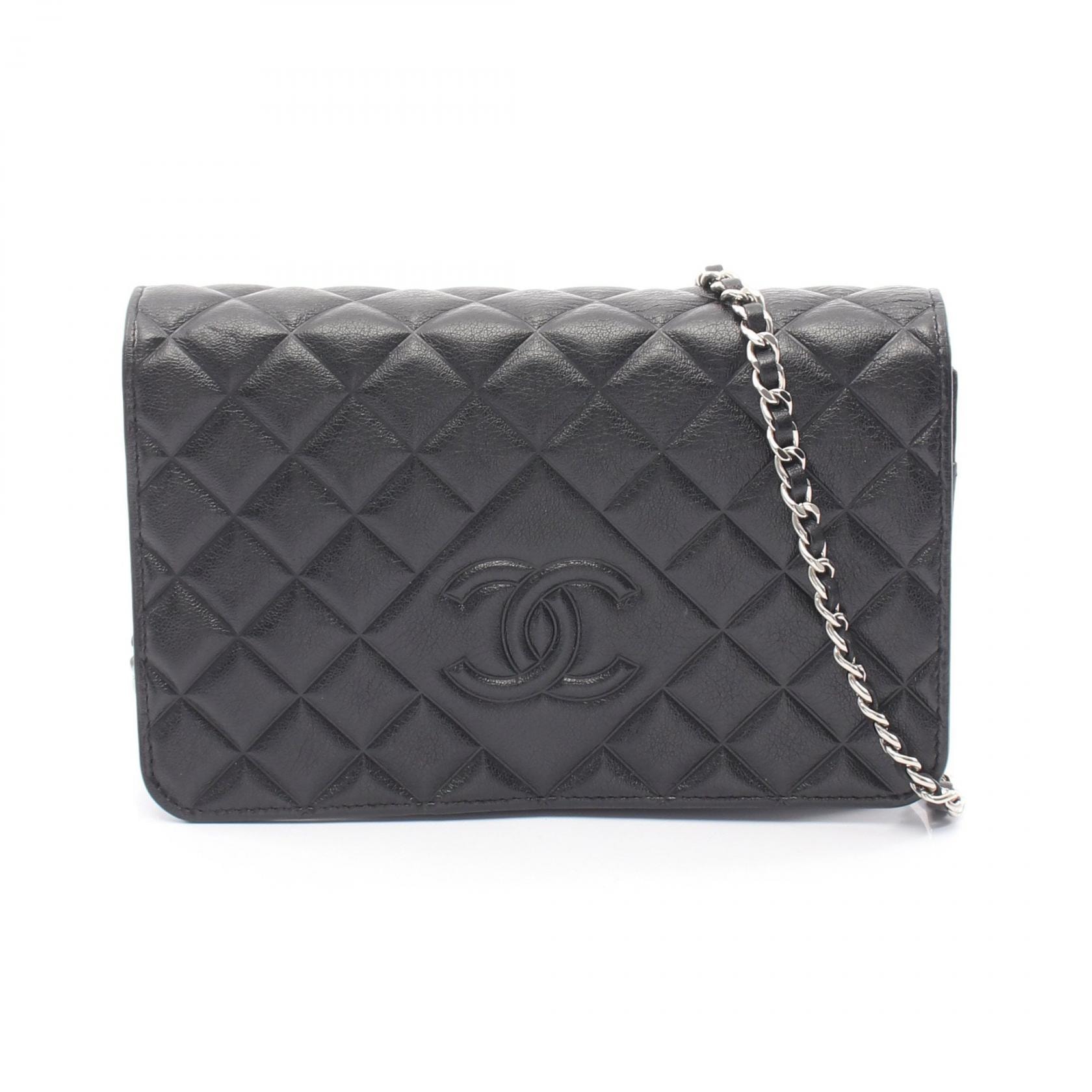 シャネル CHANEL マトラッセ ショルダーバッグ バッグ カーフ(牛革) レディース ブラック系 【中古】