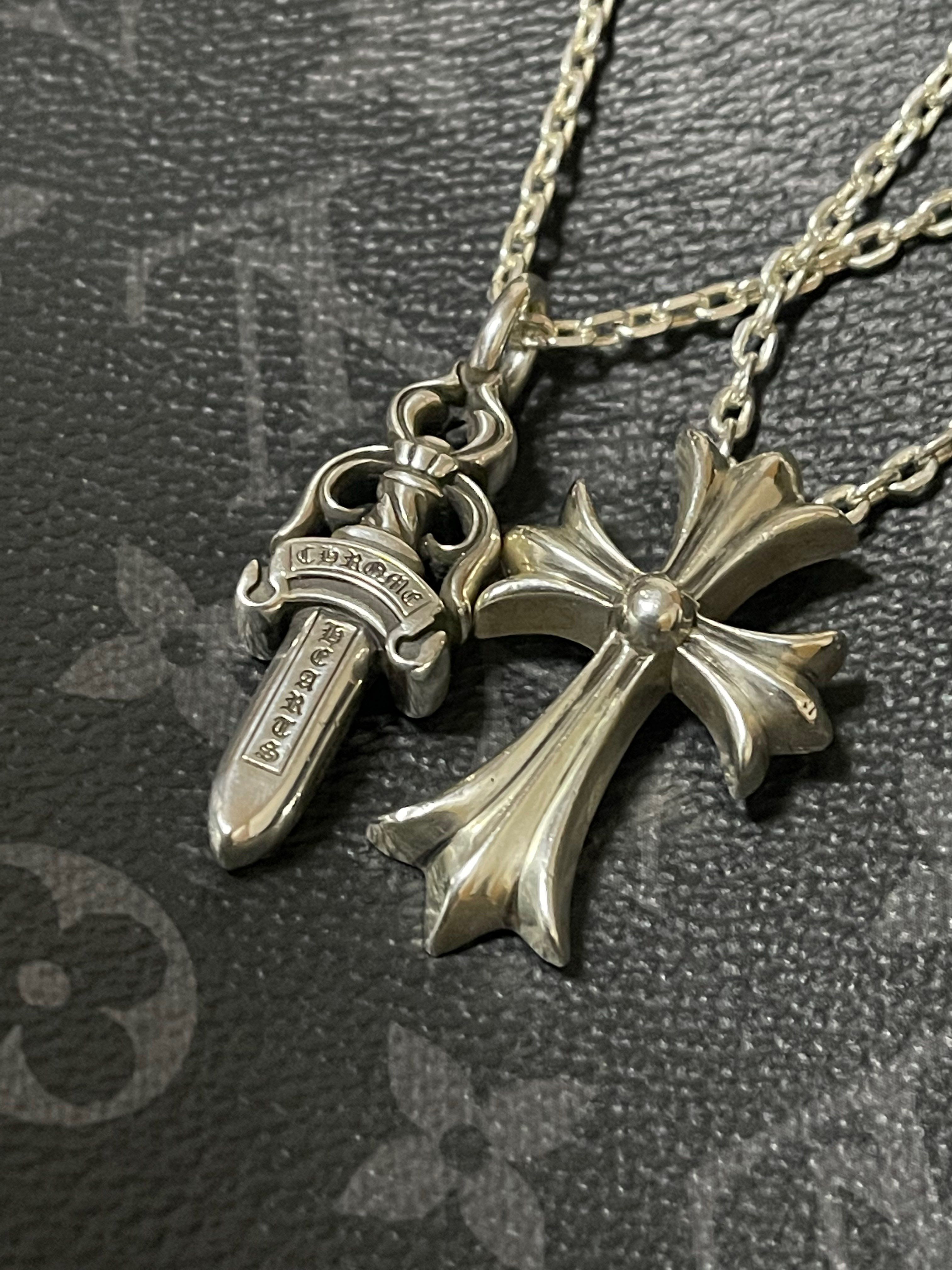 Chrome Hearts Double Dagger Pendant "Silver"