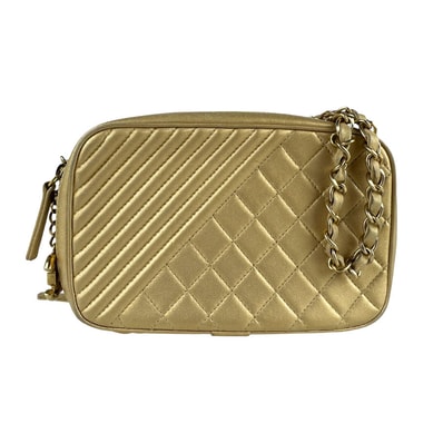 シャネル CHANEL ショルダーバッグ レザー/メタル ゴールド レディース【中古】 z6622