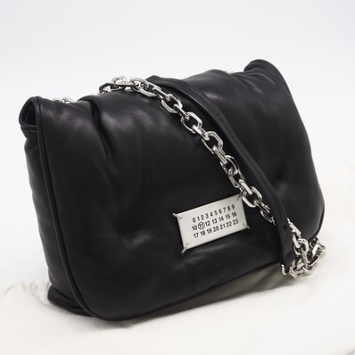 美品 MAISON MARGIELA メゾンマルジェラ グラム スラム フラップ スモール SB1WG0019 ショルダーバッグ ブラック ラムスキン レディース