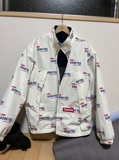 Supreme GORE-TEX Reversible Polartec Lined Jacket "Natural Logos"