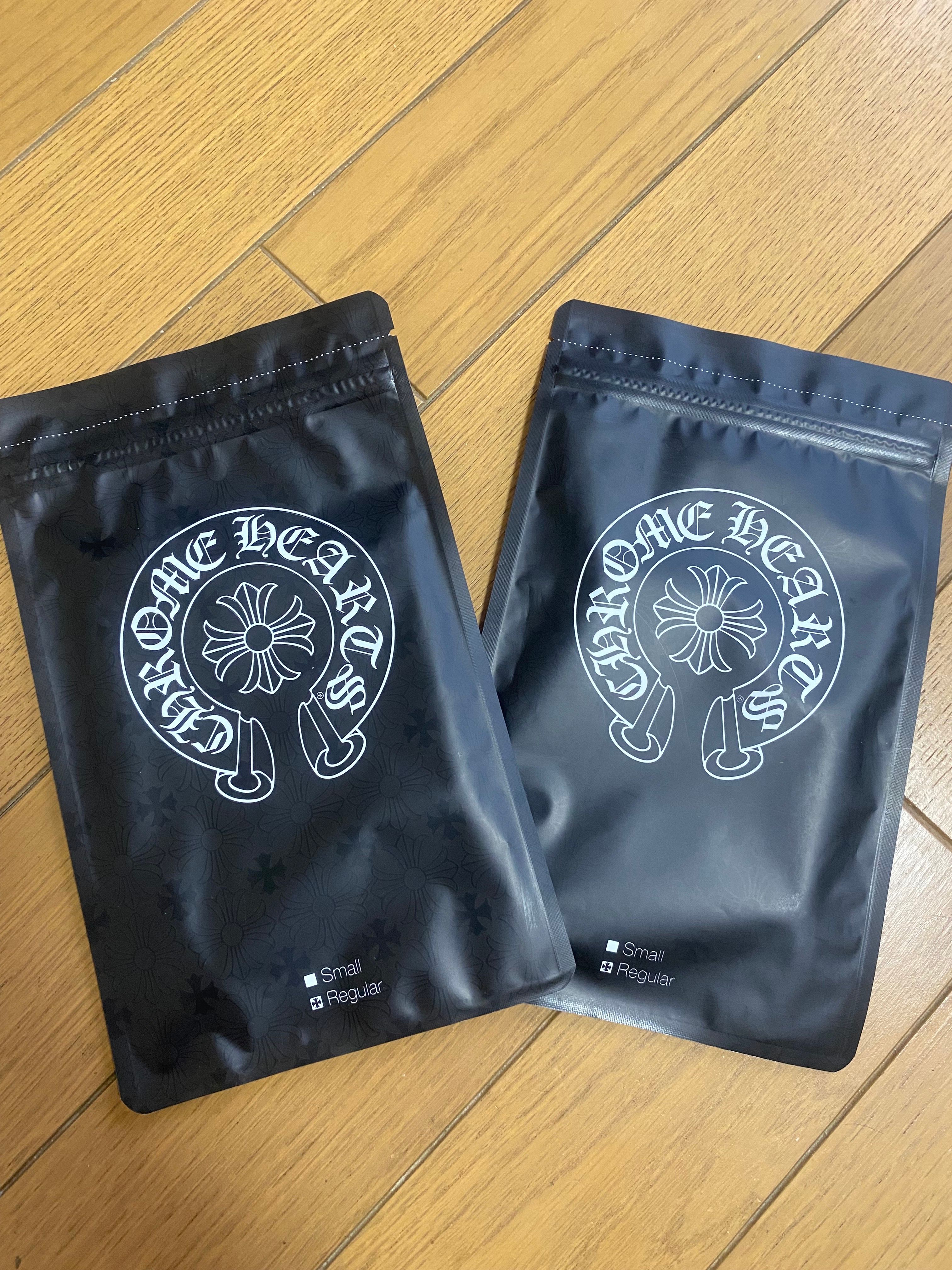 クロムハーツ レザー　CHプラス　マスク　ファッション　新品未使用　カバー CHROME HEARTS クロムハーツ CHプラス レザーパッチ マスク CH