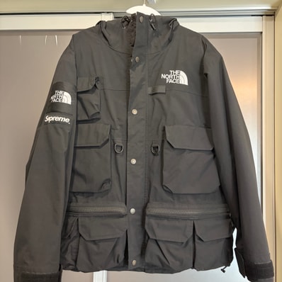 Supreme x The North Face Cargo Jacket "Black"