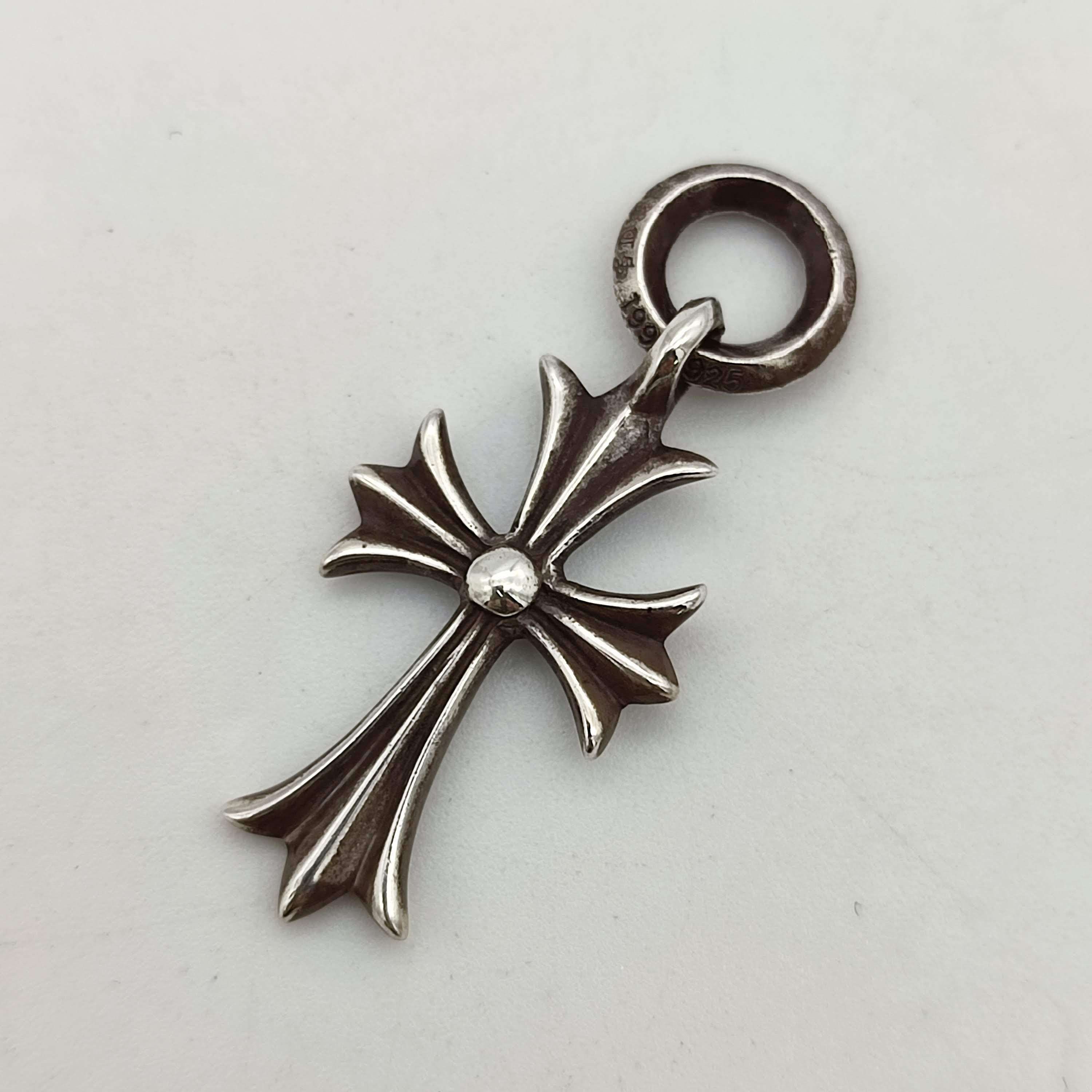 Chrome Hearts Tiny CH Cross Charm "Silver"