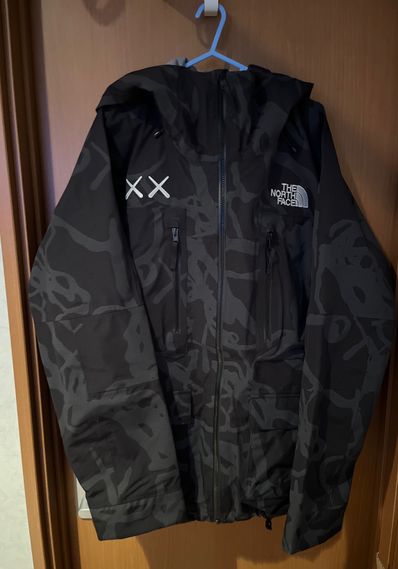 The North Face Kaws Mountain Jacket "Black"