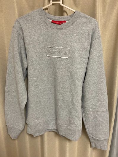 Supreme Cutout Logo Crewneck "Grey"