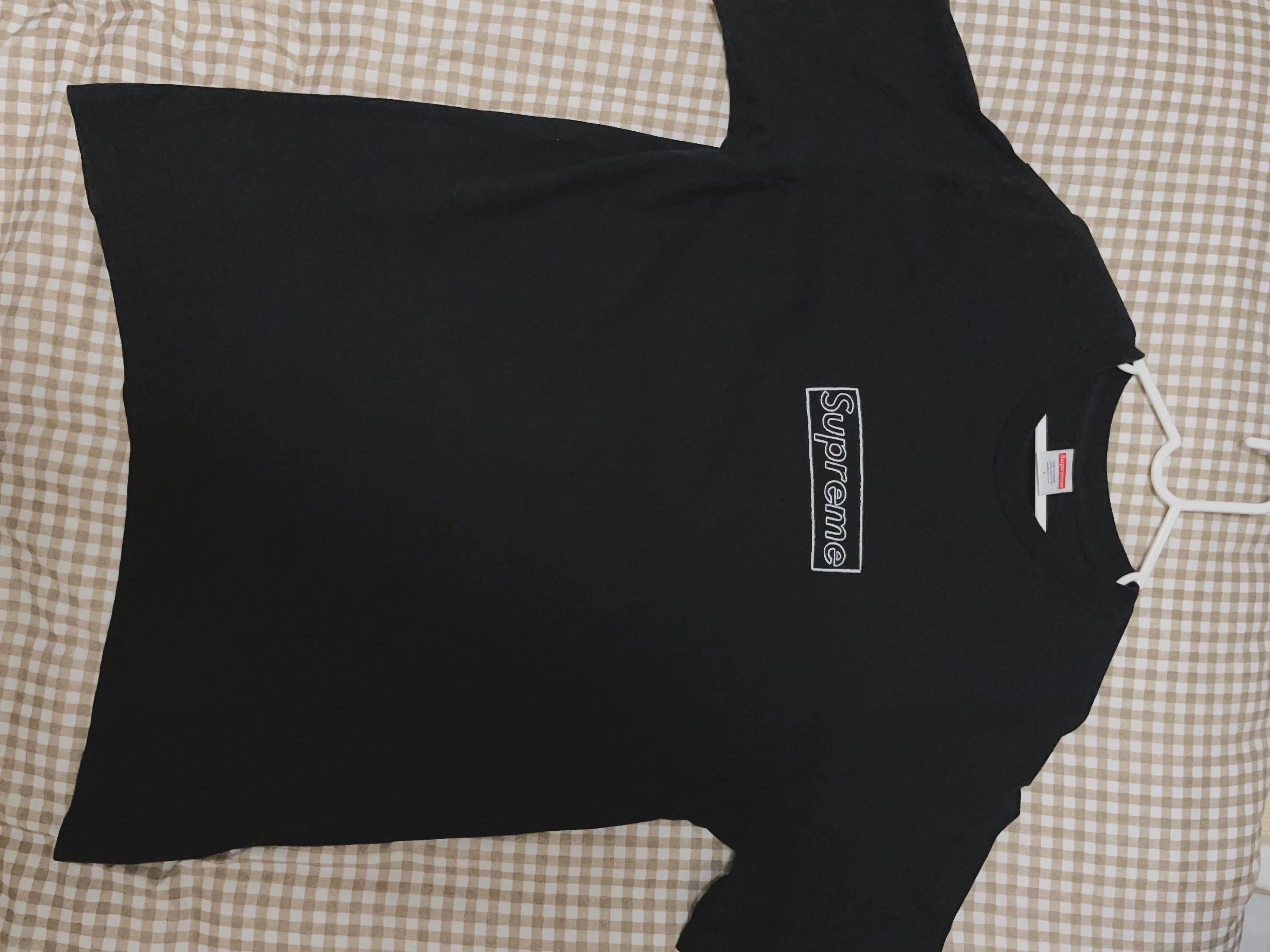 Supreme KAWS Chalk Logo Tee "Black"