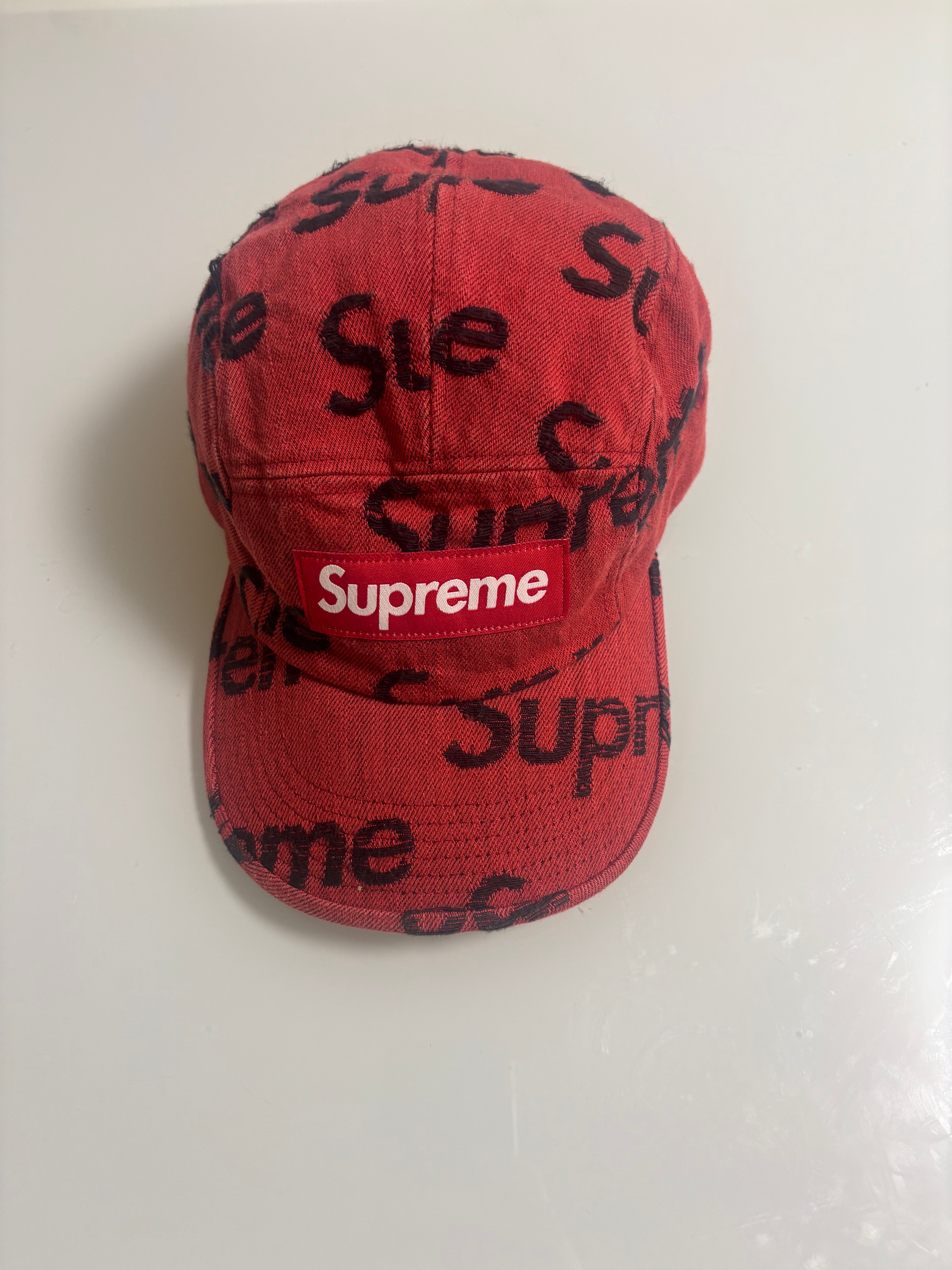 Supreme Frayed Logos Denim Camp Cap "Red"