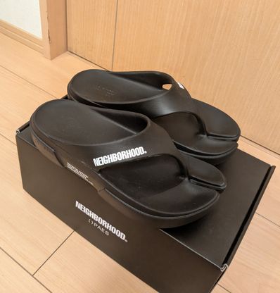 NEIGHBORHOOD x PAES . Flipflop "Black"