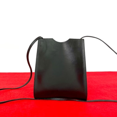 HERMES エルメス オメニトゥ レザー ショルダーバッグ ブラック
67294