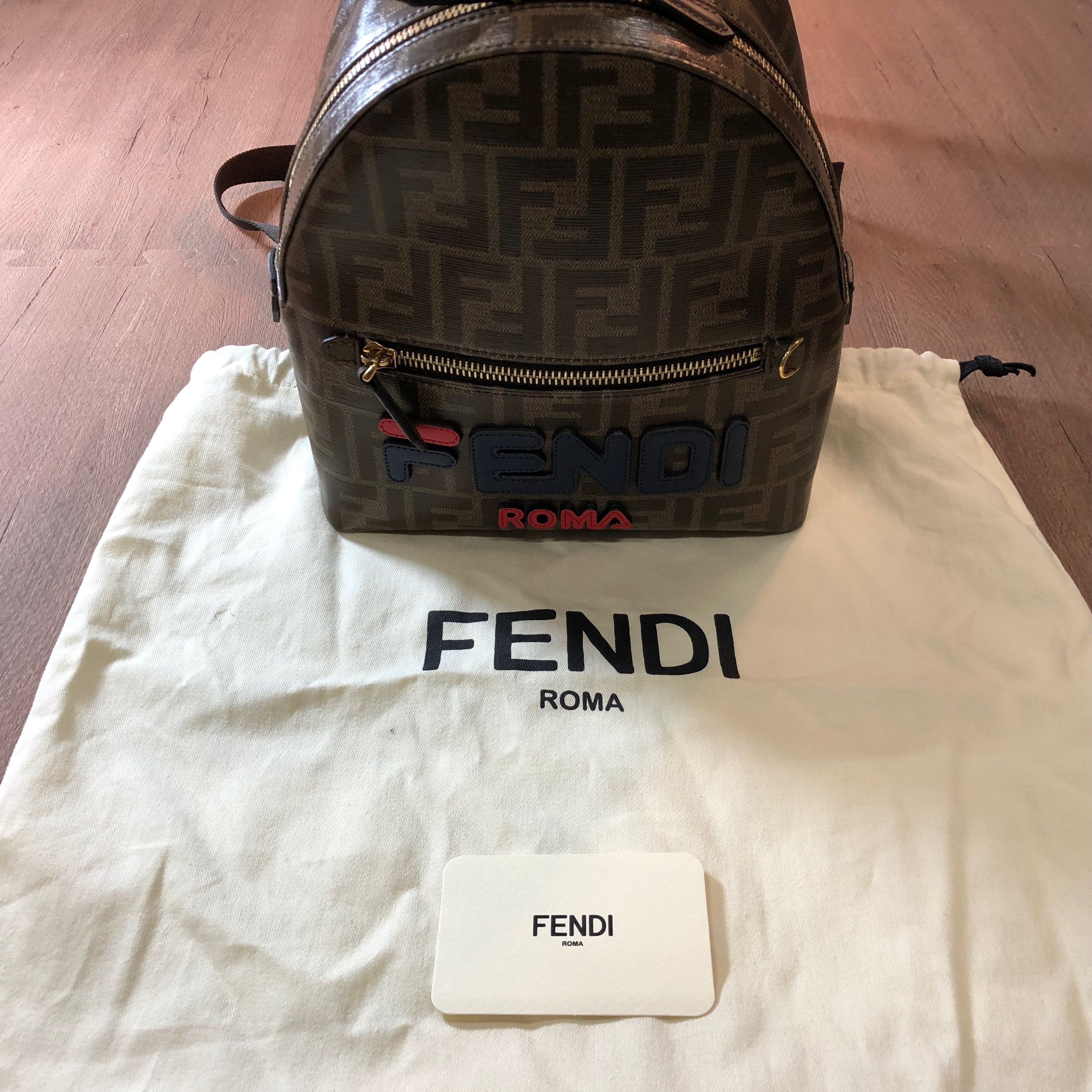 フェンディ バッグパック