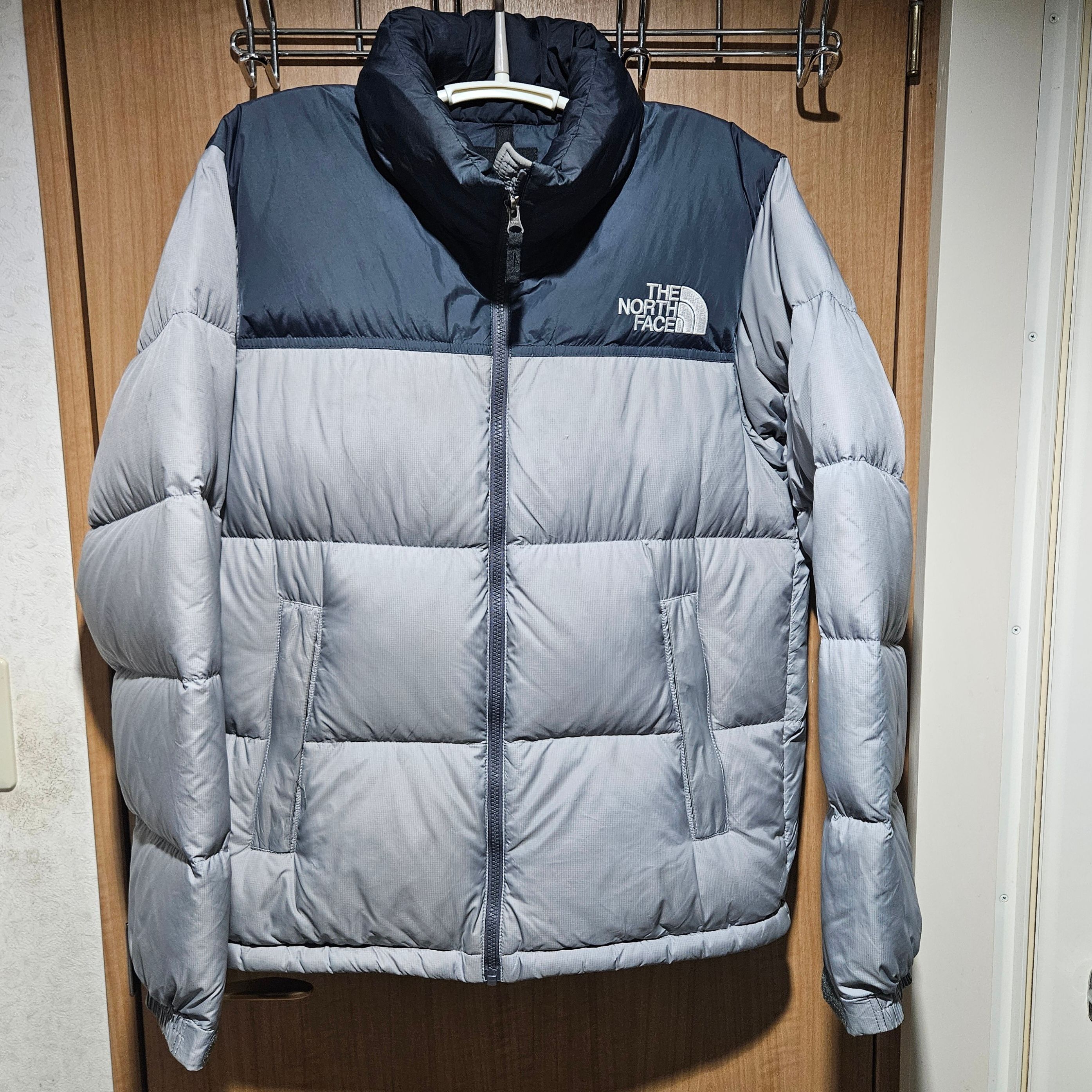 The North Face Nuptse Jacket 2022 "Vanadis Grey/Merde Grey"