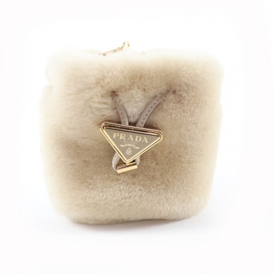 極美品 プラダ ショルダーバッグ シープスキン ミニポーチ 1NR16P