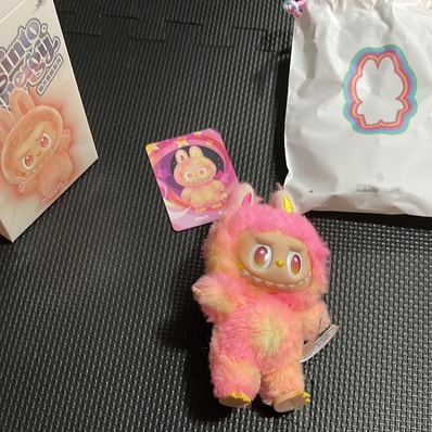 POP MART THE MONSTERS (LABUBU) Big into Energy Series Plush Pendant LOYALTY