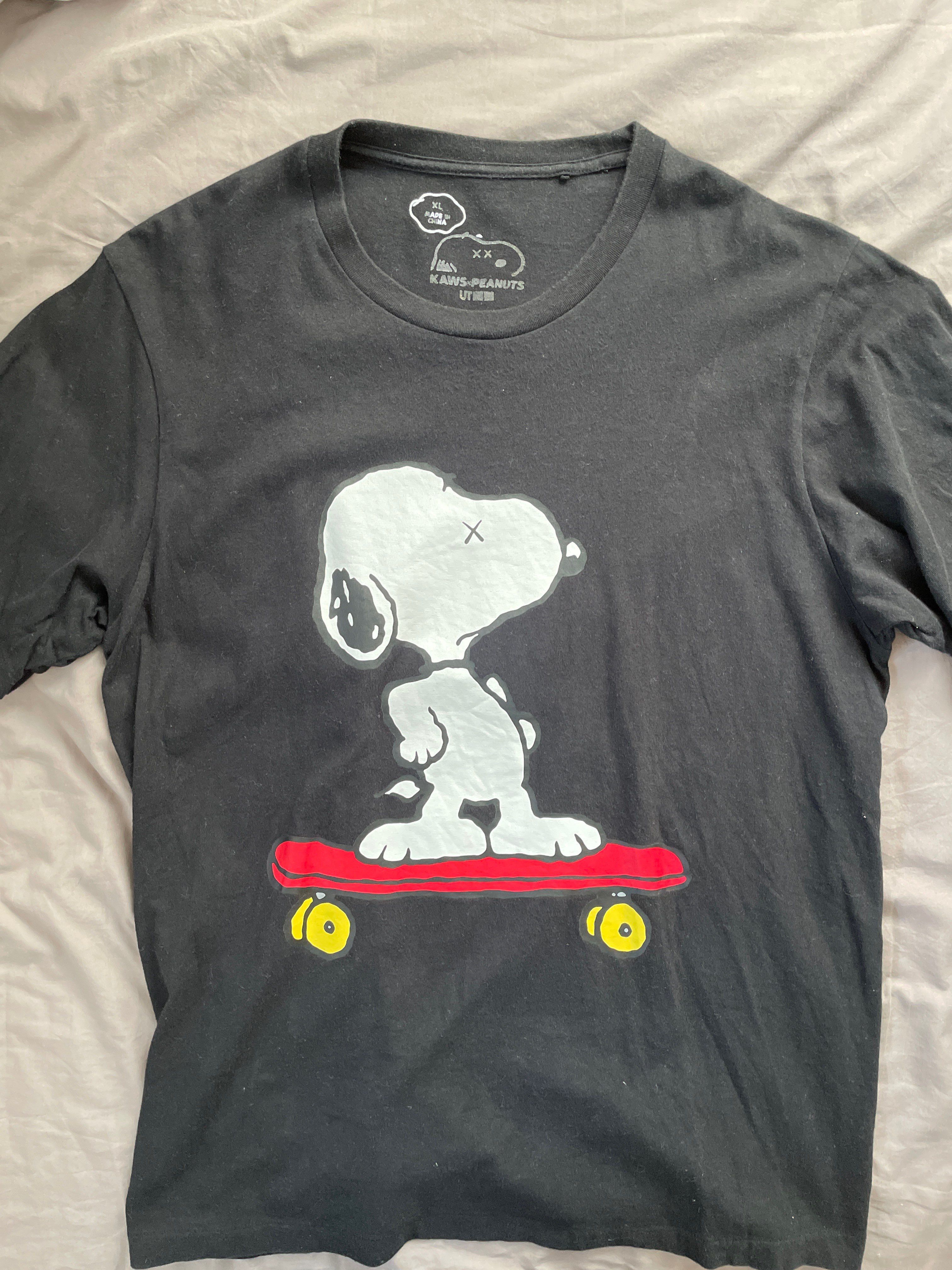Uniqlo x KAWS x Peanuts Snoopy Skateboarding Tee "Black"